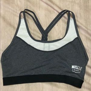 Sports bra